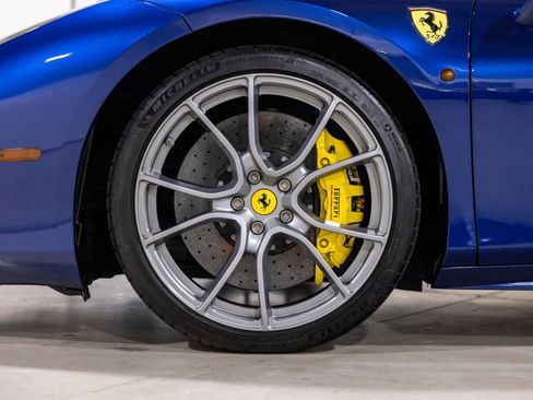 Used 2019 Ferrari 488 Spider image 22