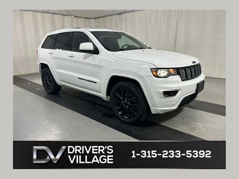 Used 2018 Jeep Grand Cherokee Altitude image 1