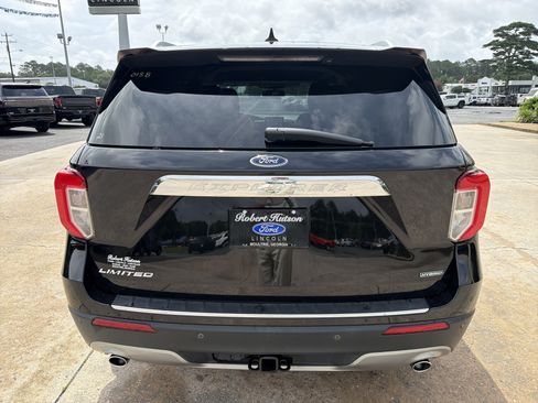 Used 2021 Ford Explorer Limited w/ Hybrid Equipment Group 310A RWD image 7