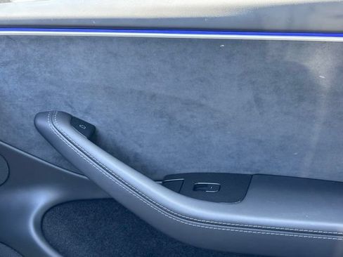 Used 2025 Tesla Model 3 Long Range AWD/4WD image 26