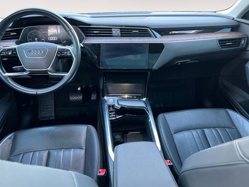 Used 2020 Audi e-tron Premium Plus image 10