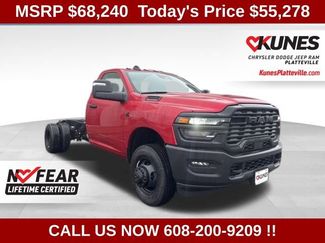 New 2025 RAM 3500 Tradesman video 1