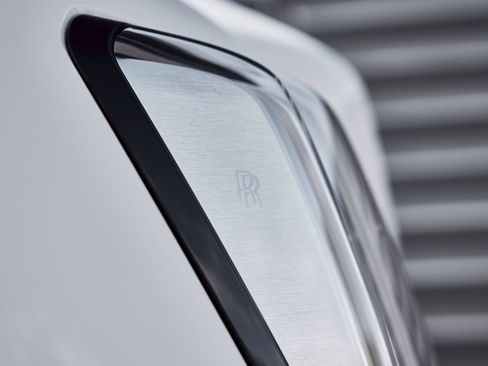 Used 2025 Rolls-Royce Spectre Black Badge image 13