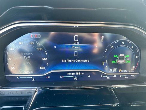 Used 2024 Chevrolet Silverado 2500 LT image 27