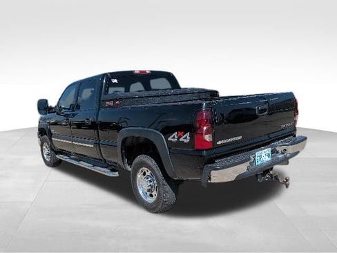 Used 2007 Chevrolet Silverado 2500 LT w/ Heavy-Duty Power Package AWD/4WD image 5