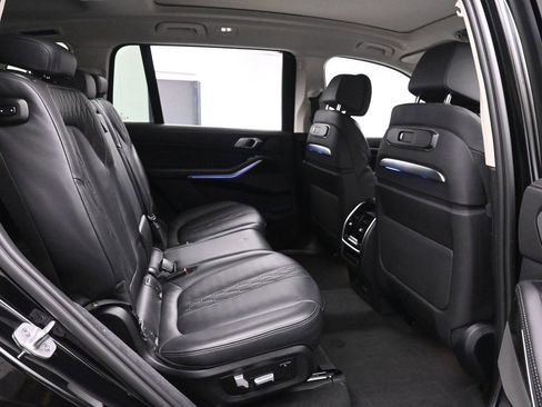 Used 2023 BMW X7 xDrive40i w/ Premium Package AWD/4WD image 21