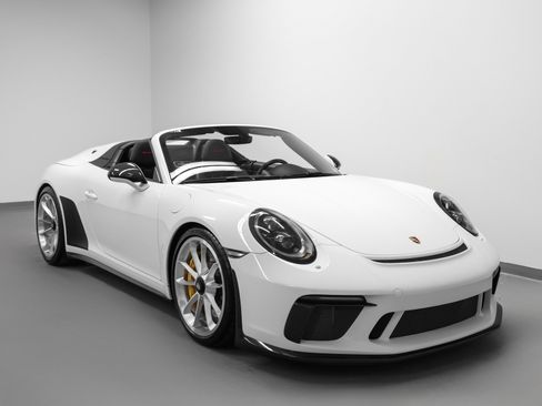Used 2019 Porsche 911 Speedster image 11