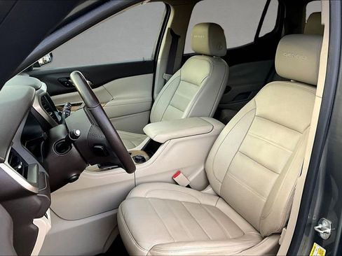 Used 2017 GMC Acadia Denali w/ Technology Package image 23