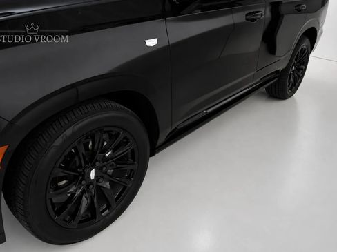 Used 2025 Cadillac Escalade Sport w/ Touring Package AWD/4WD image 40