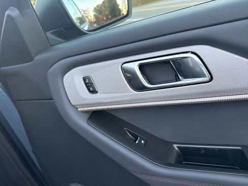 New 2026 Ford Explorer Active image 28