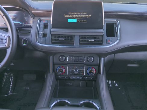 Used 2024 Chevrolet Tahoe LT image 11