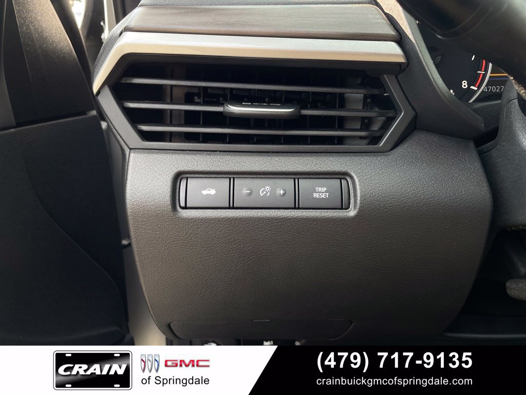 Used 2025 Nissan Altima 2.5 SV FWD image 12