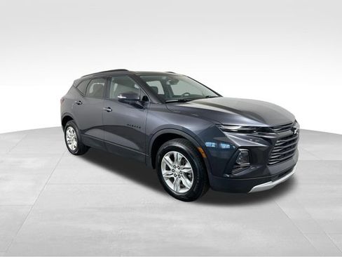 Used 2022 Chevrolet Blazer LT w/ LPO, Black Grille Bar Package AWD/4WD image 8