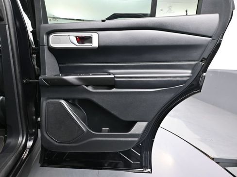 Used 2020 Ford Explorer Limited AWD/4WD image 46