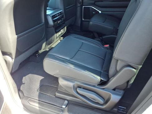 New 2026 Jeep Grand Wagoneer L Limited AWD/4WD image 8