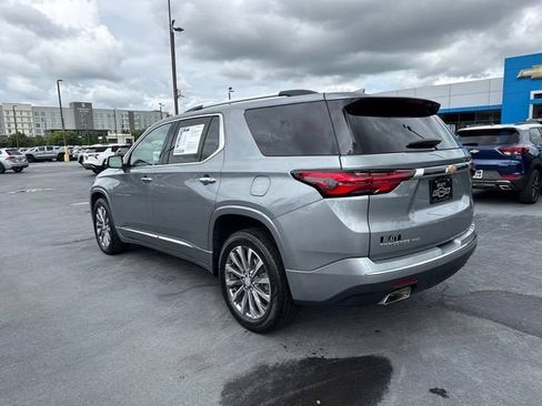 Used 2023 Chevrolet Traverse Premier AWD/4WD image 5