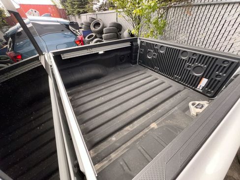 Used 2024 Nissan Frontier SV w/ SV Convenience Package AWD/4WD image 26
