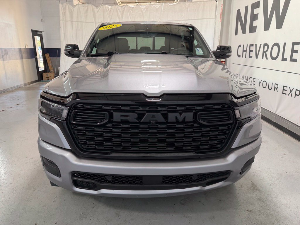 Used 2025 RAM 1500 Big Horn AWD/4WD image 35