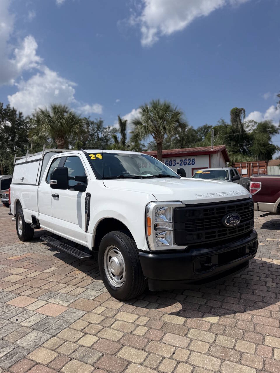 Used 2024 Ford F250 XL RWD image 2