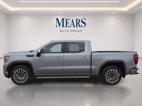 Used 2024 GMC Sierra 1500 Denali Ultimate AWD/4WD image 2