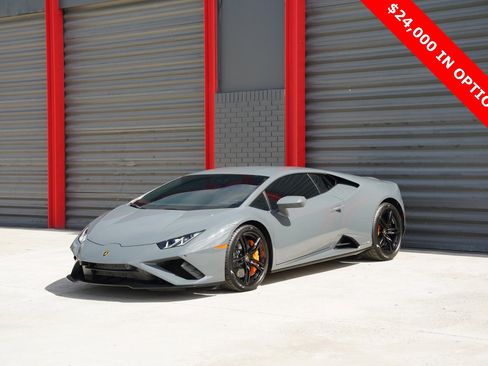 Used 2021 Lamborghini Huracan EVO image 1
