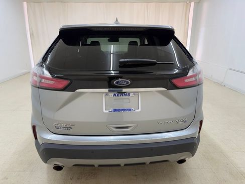 Used 2020 Ford Edge Titanium w/ Equipment Group 301A AWD/4WD image 4
