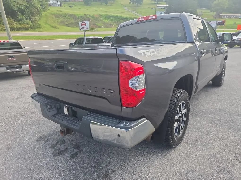 Used 2017 Toyota Tundra SR5 AWD/4WD image 6
