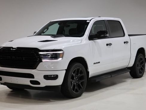 Used 2023 RAM 1500 Laramie AWD/4WD image 3