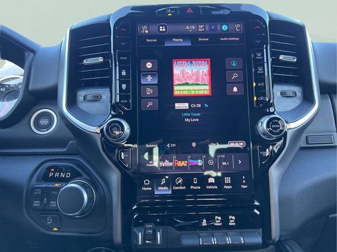 New 2026 RAM 1500 Big Horn AWD/4WD image 17