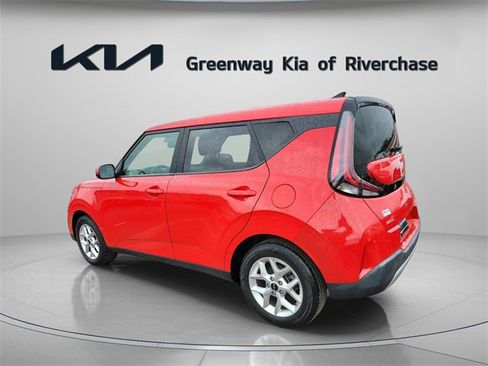 Used 2023 Kia Soul LX w/ Option Group 015 image 4