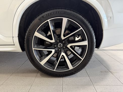 Used 2023 Volvo XC90 T8 Ultimate w/ Lounge Package AWD/4WD image 6