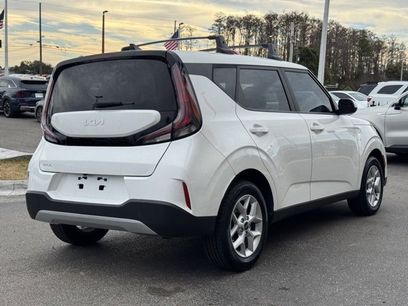Certified 2023 Kia Soul LX w/ LX Technology Package