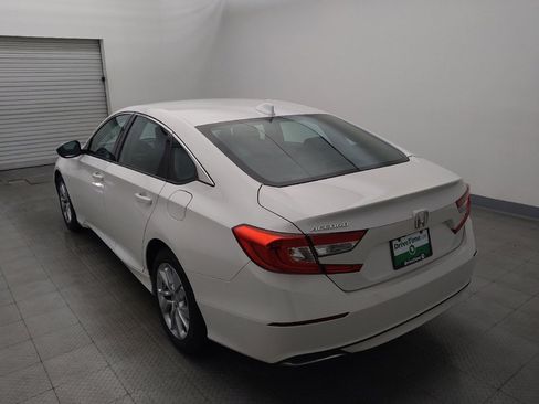 Used 2018 Honda Accord LX image 5