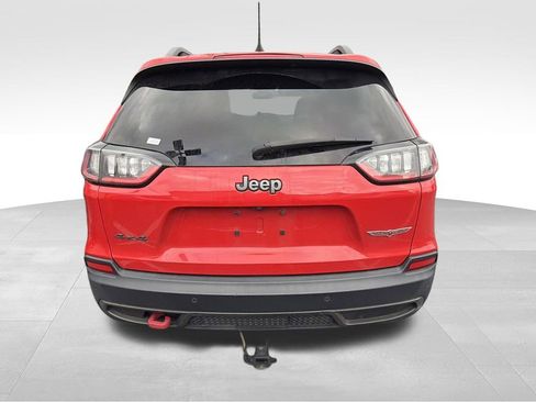 Used 2019 Jeep Cherokee Trailhawk w/ Cold Weather Group image 3