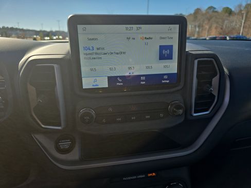 Used 2021 Ford Bronco Sport Outer Banks w/ Outer Banks Package (96D) image 19