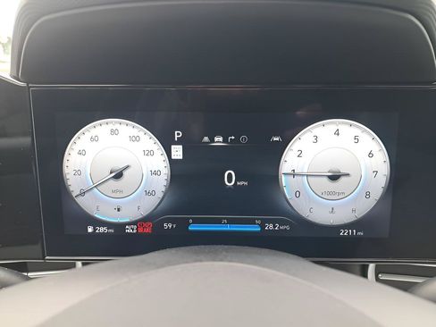 Used 2026 Hyundai Elantra Limited FWD image 19