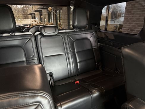Used 2021 Lincoln Navigator Reserve image 26