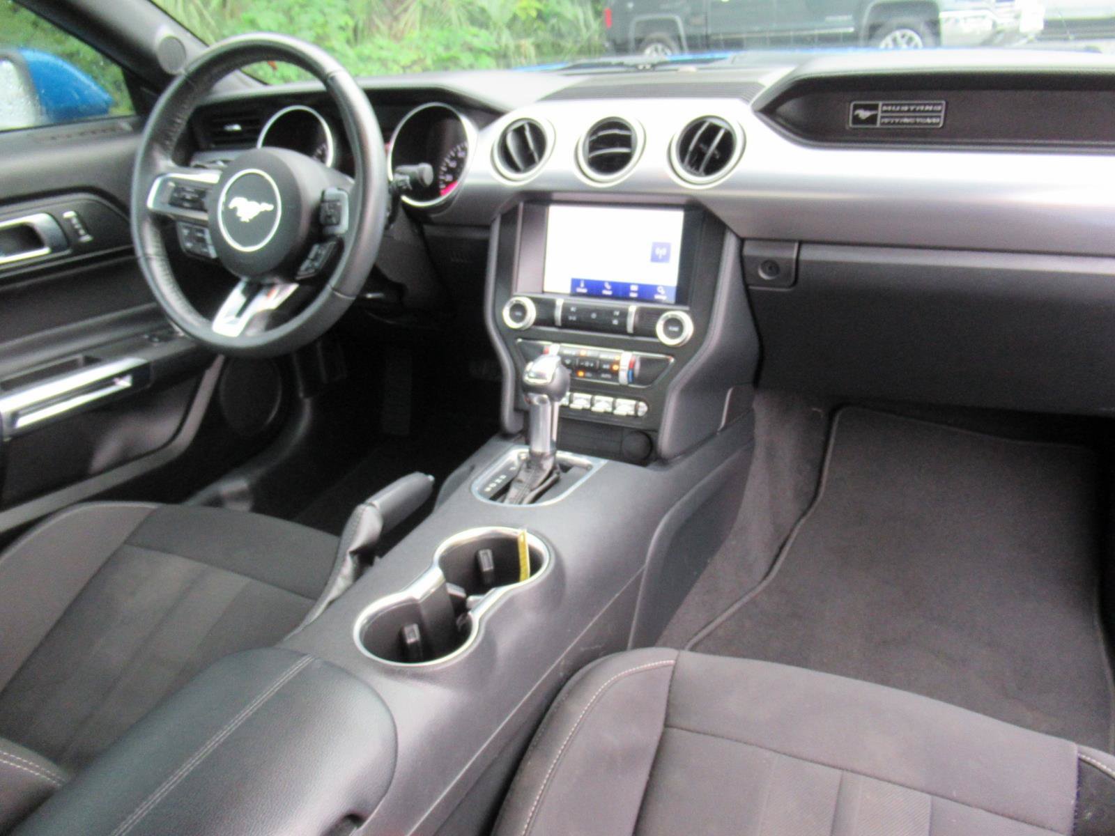 Used 2020 Ford Mustang Coupe w/ Equipment Group 101A RWD image 10