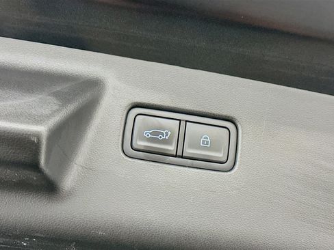 Used 2025 Hyundai Santa Fe SEL image 32