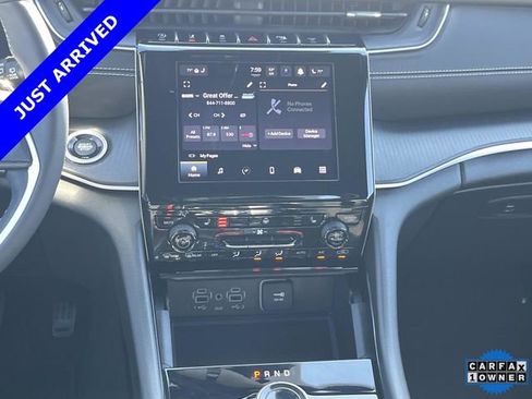 Certified 2023 Jeep Grand Cherokee L Laredo image 17