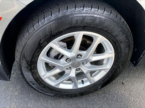 Used 2024 Chevrolet Equinox LT image 7