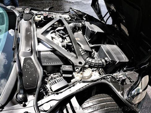 Used 2019 Aston Martin DB11 Coupe RWD image 15