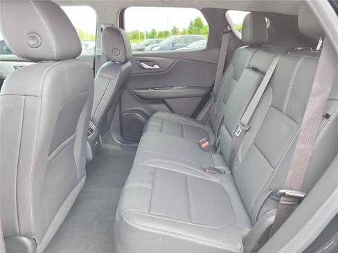 Used 2024 Chevrolet Blazer LT FWD image 13
