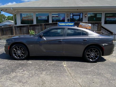 Used 2018 Dodge Charger GT AWD/4WD image 8
