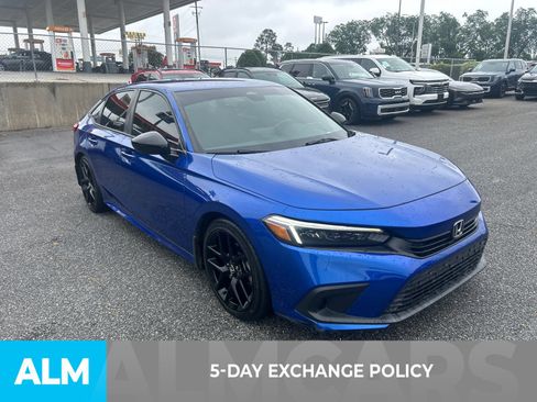 Used 2023 Honda Civic Sport image 3