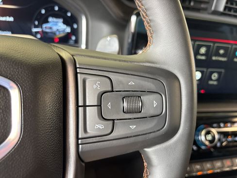 Used 2024 GMC Sierra 1500 AT4 w/ Technology Package AWD/4WD image 29