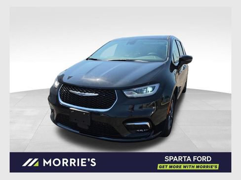 Used 2024 Chrysler Pacifica Limited FWD image 1