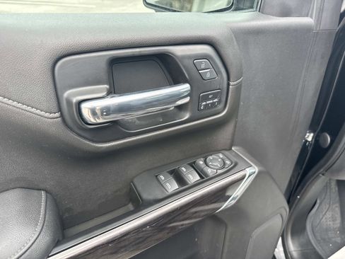 Used 2021 Chevrolet Silverado 1500 LTZ AWD/4WD image 19