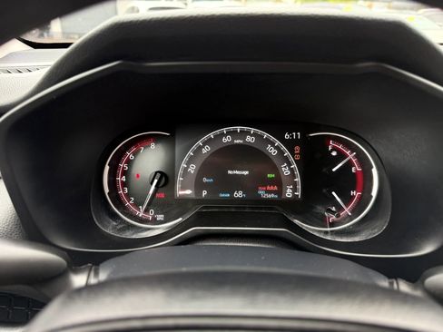 Used 2023 Toyota RAV4 LE AWD/4WD image 30