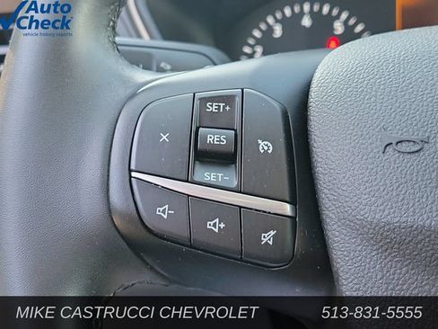 Used 2022 Ford Escape SE w/ SE Sport Appearance Package FWD image 17